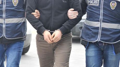 Görüntüler tepki toplamıştı! Sahilde silahla ateş eden şahıs tutuklandı