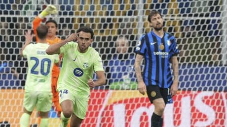 Eric culmina la conexión entre laterales para meter al Barça en la eliminatoria