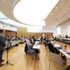 Potsdamer Stadtparlament entscheidet: Gebühren für Rettungsdienst und Sonntagslektüre in den Ferien