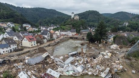 Hochwasser mit 136 Toten - Wut und Mut nach der Ahrtal-Flut
