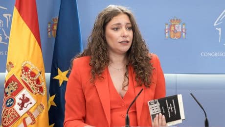 Ester Muñoz responde a Vox: "No estamos a favor de las regularizaciones masivas ni de las deportaciones masivas"