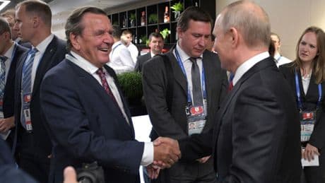 Nord Stream 2: Sparkasse dreht Altkanzler Schröder das Geld ab? Was wirklich dahintersteckt