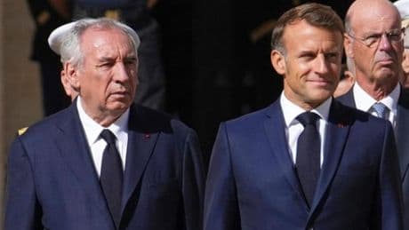 Fransa’da hükümet düştü... Başbakan Bayrou güvenoyu alamadı