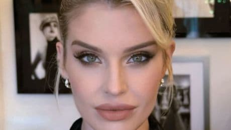 Kelly Osbourne stuns fans with unrecognisable appearance as she poses in glam new photos
