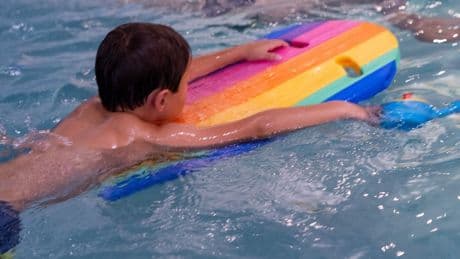 Marode Bäder: Schwimmen lernen? Eine Frage von Glück – oder von Geld
