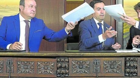 PNV, EH Bildu y PSE «ya han acordado alguna cuestión» sobre la reforma del estatuto