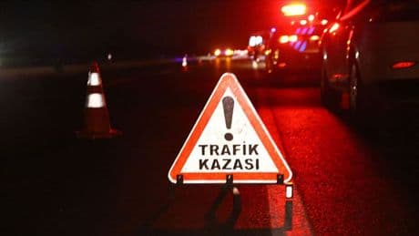 Adana'da acı kaza: Sulama kanalına düşen kamyonetteki baba ve 2 kızı öldü