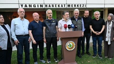 Bakan Yumaklı: Yangın riski ekim ayına kadar sürecek