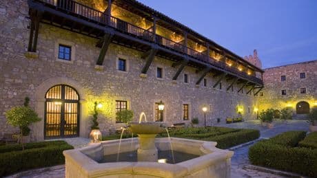 Paradores: experiencias de turismo responsable para "cuidar los destinos"
