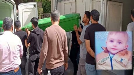 Otomobilin altında kalan 1,5 yaşındaki bebek feci şekilde can verdi!
