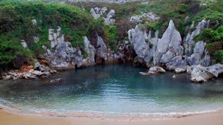 La única playa española en la que no se ve el horizonte