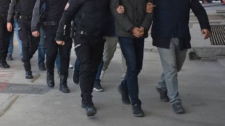 İstanbul'da FETÖ’ye operasyon: 10 gözaltı