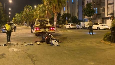 Adana'da ciple çarpışan motosikletin sürücüsü öldü