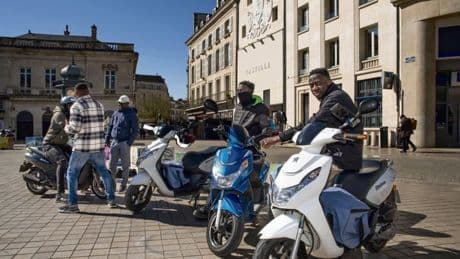 « C’est un système mafieux » : à Poitiers, la bataille des livreurs sans papiers pour leur régularisation