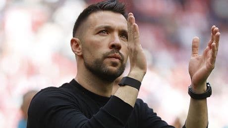 Trainer Farioli verlaat Ajax na één seizoen na verschil van inzicht met directie