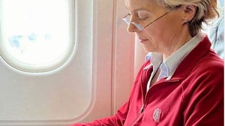 Ursula von der Leyens Flugzeug - Um 16.17 Uhr schlugen die Piloten Alarm