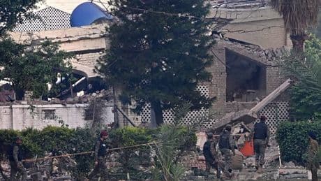 "J'ai vu des obus tomber": violents bombardements entre l'Inde et le Pakistan, au moins 34 morts