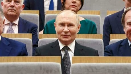 Putin: «L'Iran non ha chiesto il nostro aiuto militare, i loro siti nucleari sotterranei funzionano. Ucraina? Pronto a colloqui con Zelensky»