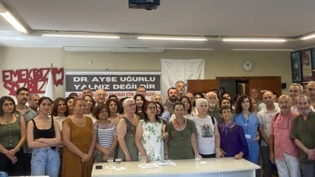 Dr. Ayşe Uğurlu, “Cumhurbaşkanına hakaret” suçlamasıyla ihraç edildi