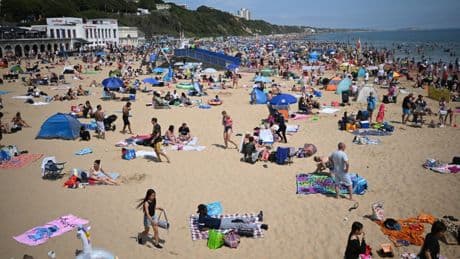 Amber heat alert in place as temperatures set to soar to 34°C