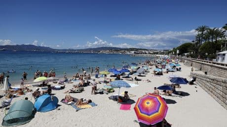 Een frisse duik? Middellandse Zee 5 graden warmer dan voorheen, record in zicht