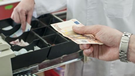 Das müssen Sie zur Bargeldauszahlung im Supermarkt wissen