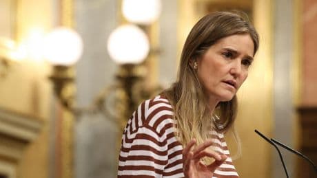Aagesen niega que la CNMC avisara de un posible apagón y dice que la tensión de la red no es su competencia