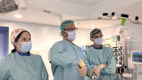 Cinco años de bisturí y precisión: la revolución silenciosa de la Neurocirugía en Ibiza