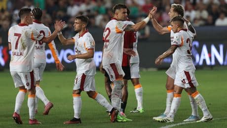 Galatasaray, 10 maçlık serinin peşinde! İşte muhtemel 11'ler