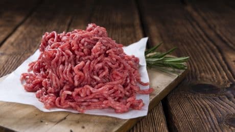 Vom Metzger oder Discounter-Ware: Dieses Hackfleisch überzeugt