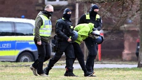 Messerattacke Berlin: Bundesanwaltschaft klagt wegen versuchten Mordes an