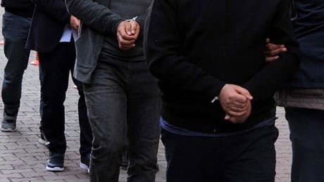 Ankara merkezli FETÖ operasyonunda 10 subay/astsubay gözaltına alındı