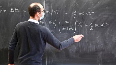 « Les enseignants-chercheurs sont un grand corps malade » : plongée dans le malaise des universitaires