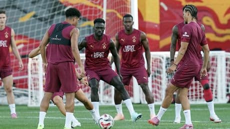 Galatasaray, Strasbourg maçı öncesi pas ve taktik çalıştı