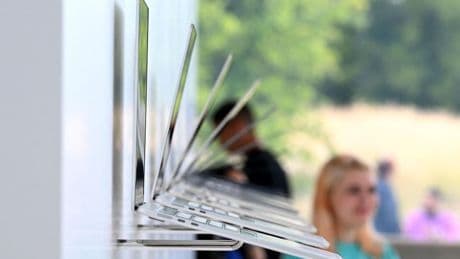 Apple Prepares To Cancel Classic MacBook Pro Models