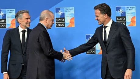 Ne aç çocuk kalır ne riskli bina ne de zam almayan kamu işçisi: 66 milyarlık savaş bütçesiyle neler yapılabilir?