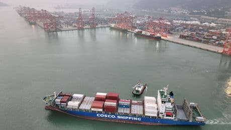 Trump stelt hogere importheffingen voor China uit