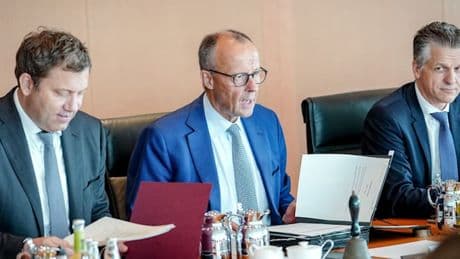 Höhere Pendlerpauschale, niedrigere Mehrwertsteuer – Kabinett beschließt Steuerentlastungen