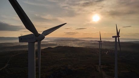 El encendido de centrales de gas tras el apagón eleva el desperdicio de energía verde