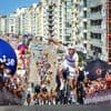 Hoe een gewaagde gok Tim Merlier een indrukwekkende spurtzege opleverde: “In de Tour was dit nooit gelukt”