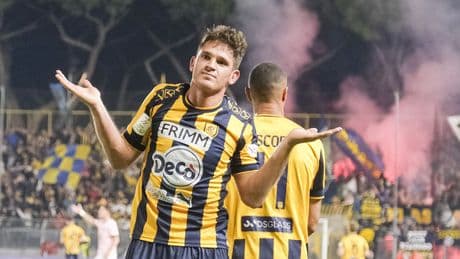 Serie B, Catanzaro e Juve Stabia volano alle semifinali playoff: eliminate Cesena e Palermo
