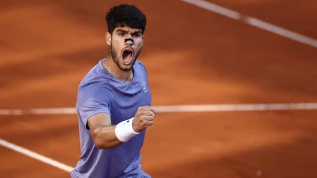 Alcaraz arrolla al italiano Jannik Sinner en dos sets: conquista su primer Masters 1000 de Roma y ya apunta a Roland Garros