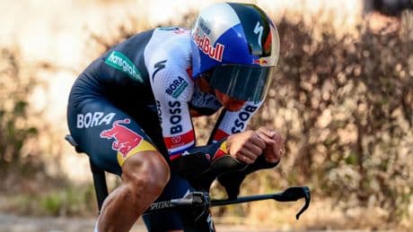 Roglic pakt roze in Giro d’Italia, maar wordt in tijdrit op haar na afgetroefd door Tarling