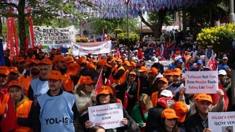 Trabzon'da horonlu 1 Mayıs kutlaması