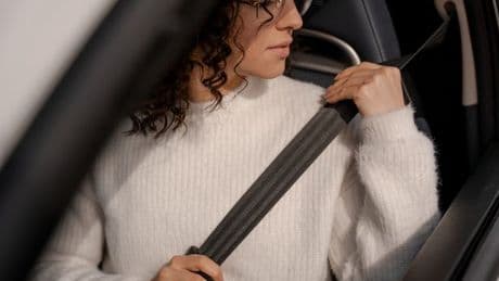 Driving expert's three simple steps to master bay parking perfectly every time