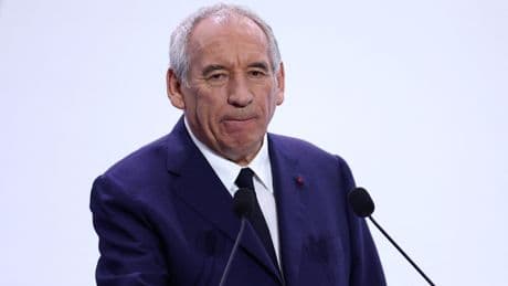 Dette française : le pari de François Bayrou face aux agences de notation
