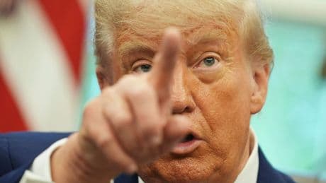 Eigentlich sollte er ab heute rollen - Trump verschiebt den Zoll-Tsunami