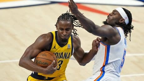 Met nog 0,3 seconden op de klok grijpen Pacers winst in eerste duel NBA-finale