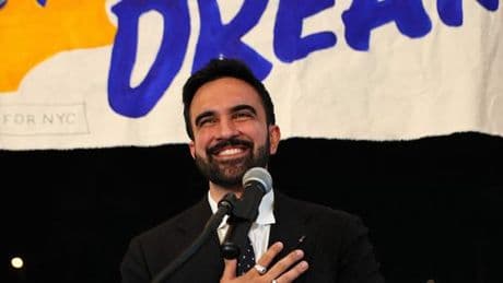 L’ascension fulgurante de Zohran Mamdani à New York, indice d’une vaste aspiration au changement chez les démocrates