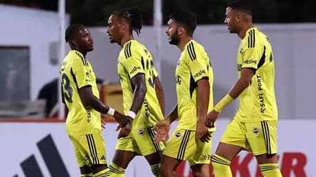 Fenerbahçe, Uniao Leiria karşısında 2 golle kazandı!